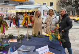 GEWEIHT UND GEWÜRZT
